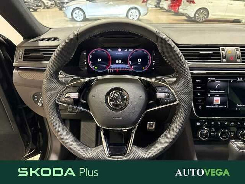 Skoda Superb nuova a Vicenza (9)