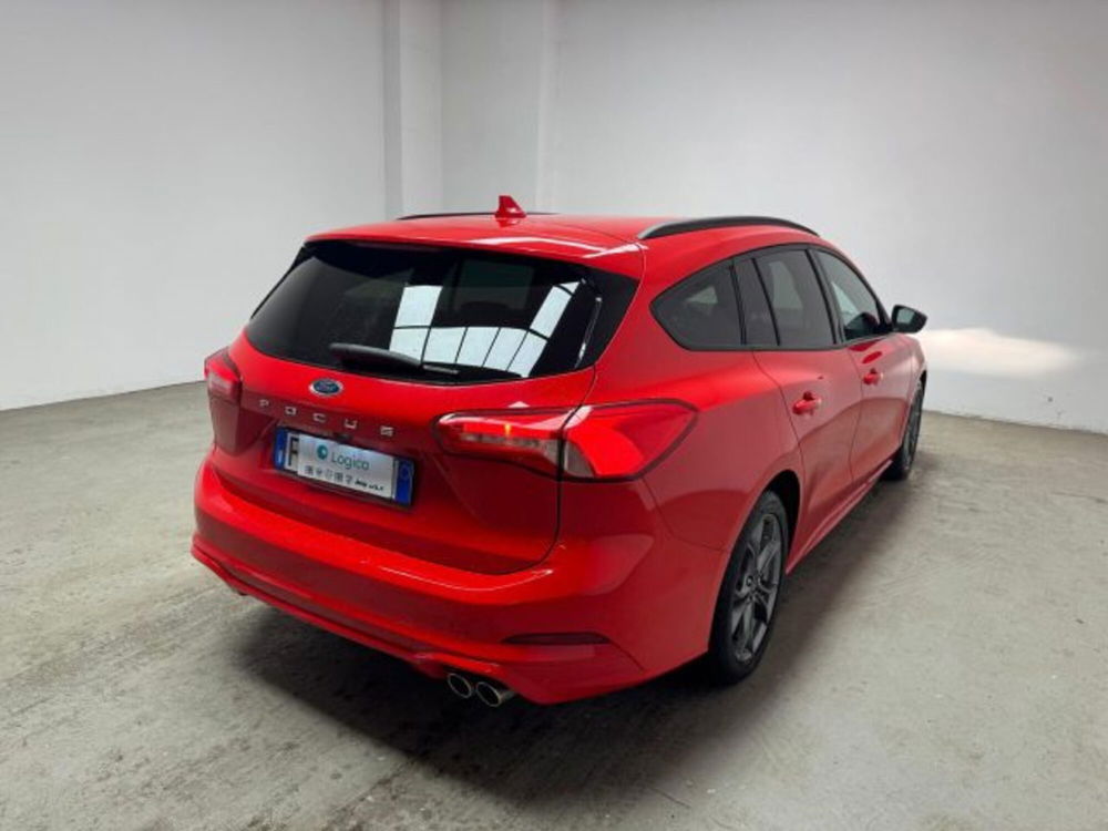 Ford Focus Station Wagon usata a Biella (9)