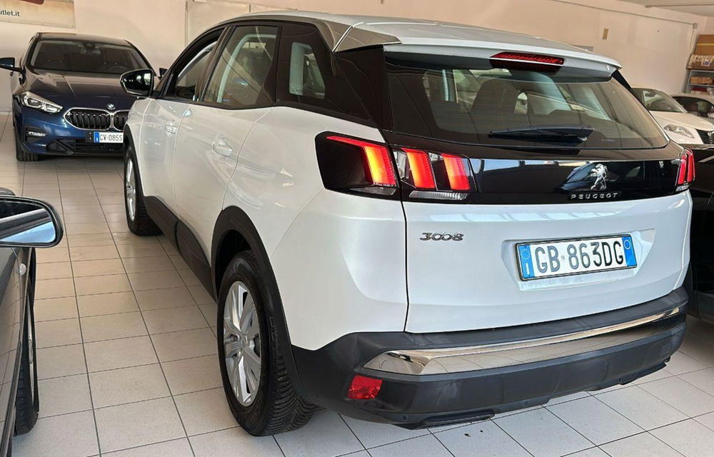 Peugeot 3008 usata a Napoli (4)