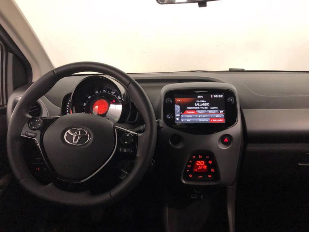 Toyota Aygo usata a Torino (8)