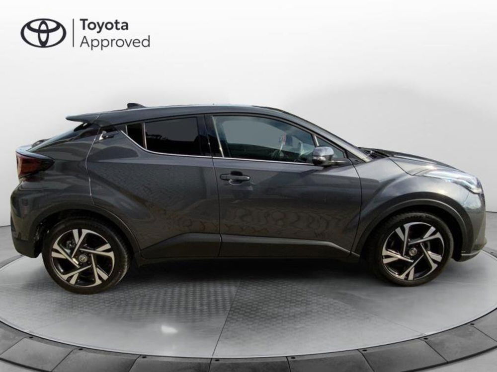 Toyota Toyota C-HR usata a Perugia (15)