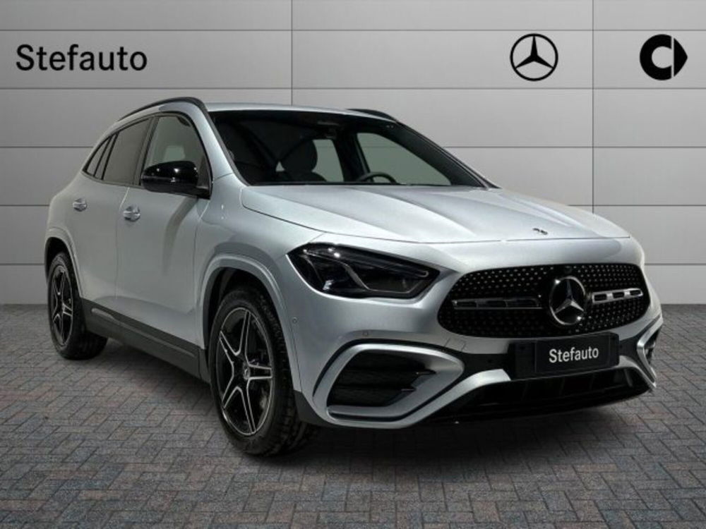 Mercedes-Benz GLA SUV nuova a Bologna