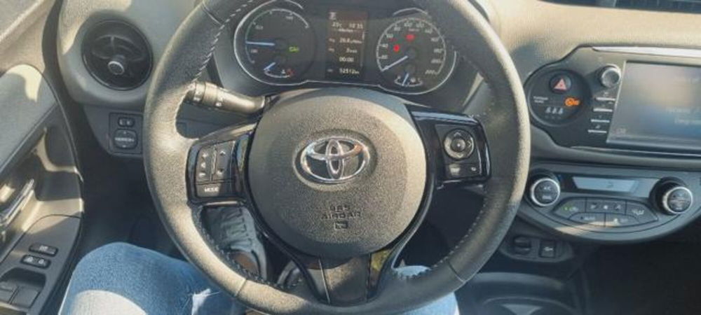 Toyota Yaris Cross usata a Savona (6)