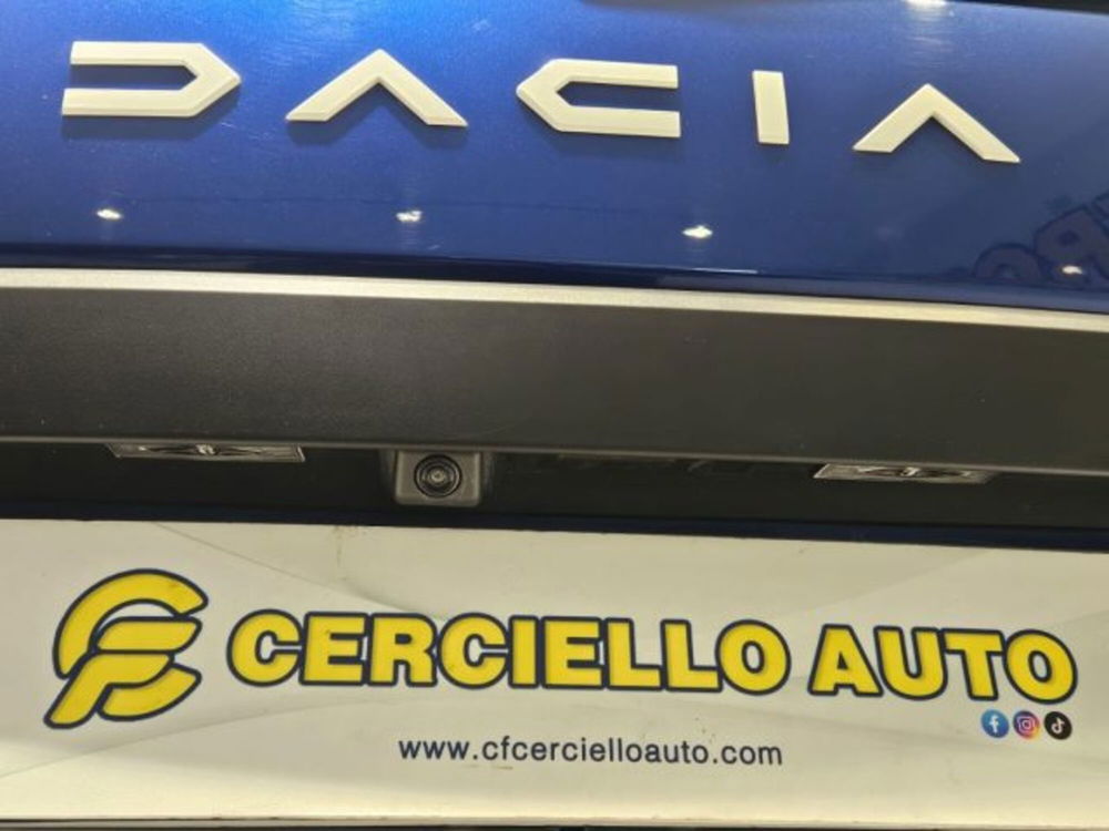 Dacia Duster usata a Napoli (19)