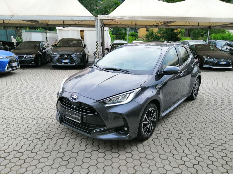 Toyota Yaris 1.5 Hybrid 5 porte Trend del 2021 usata a Como