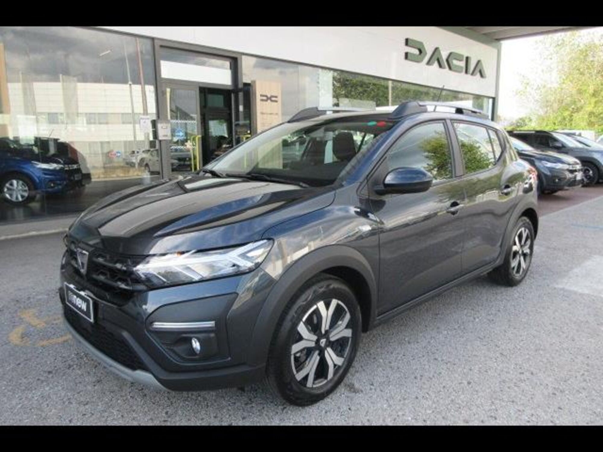 Dacia Sandero Stepway 1.0 TCe 100 CV ECO-G Comfort del 2021 usata a Vicenza