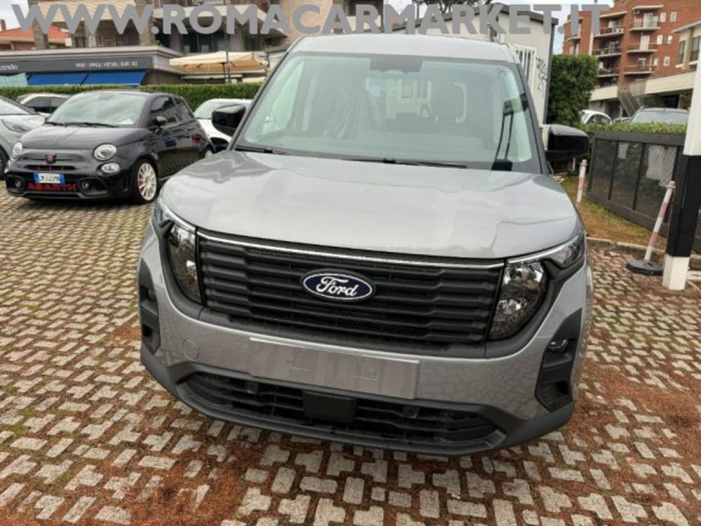 Ford Tourneo Courier nuova a Roma (11)