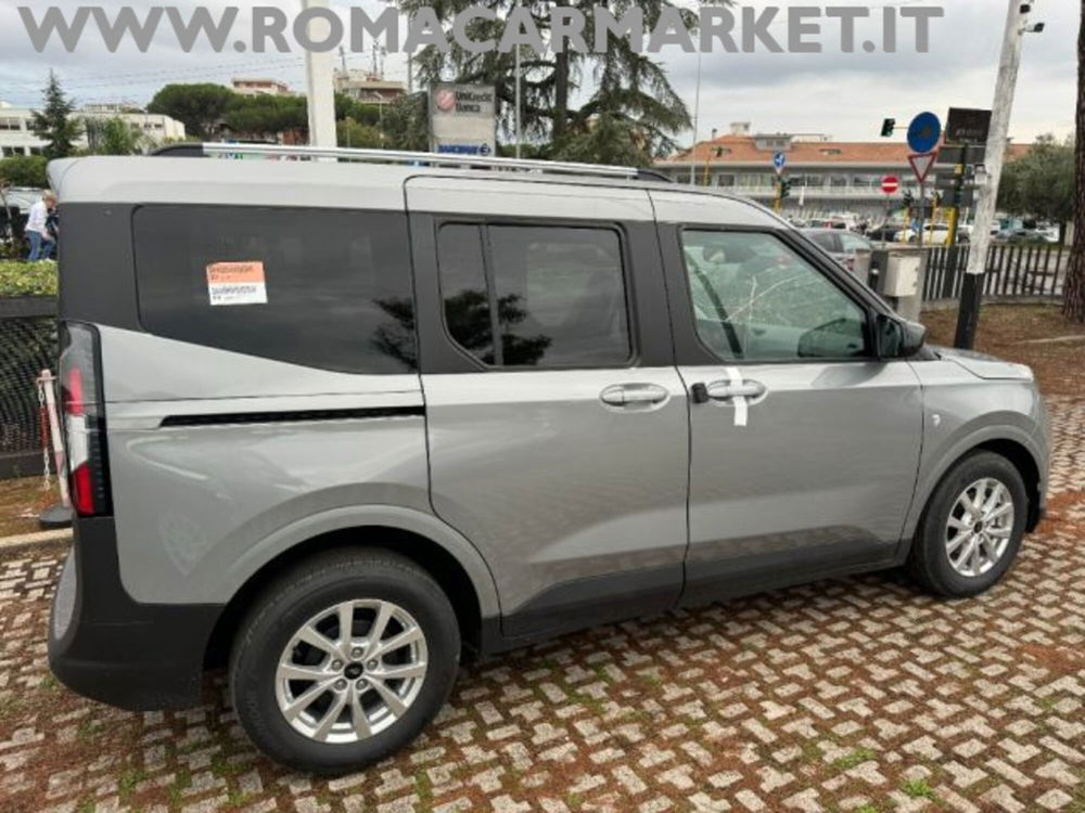 Ford Tourneo Courier nuova a Roma (6)