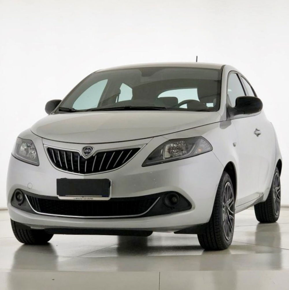 Lancia Ypsilon usata a Perugia