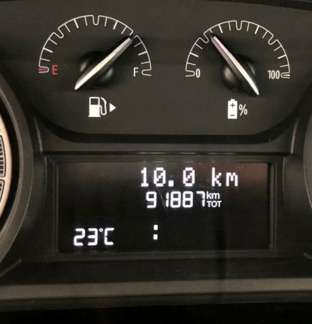 Lancia Ypsilon usata a Perugia (8)