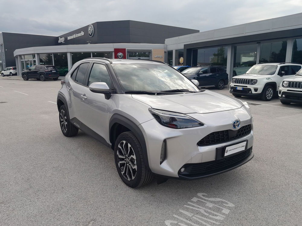 Toyota Yaris Cross usata a Ancona (3)