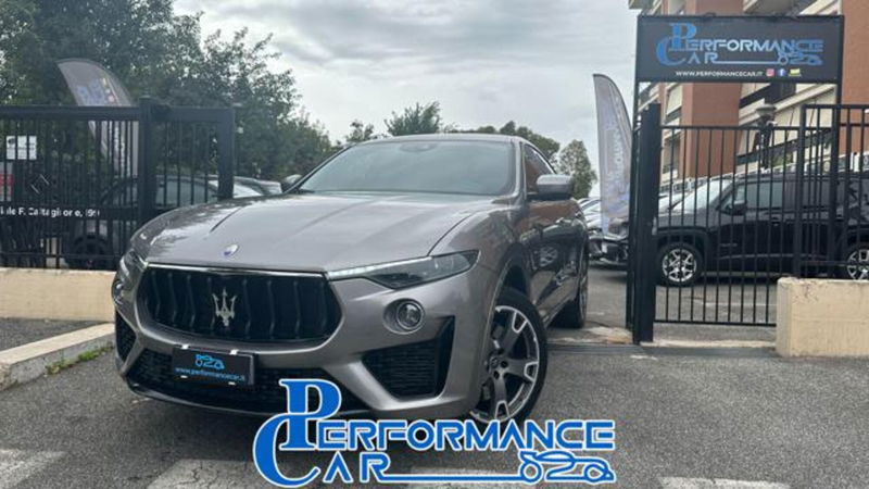 Maserati Levante Levante V6 AWD Gransport  del 2021 usata a Roma