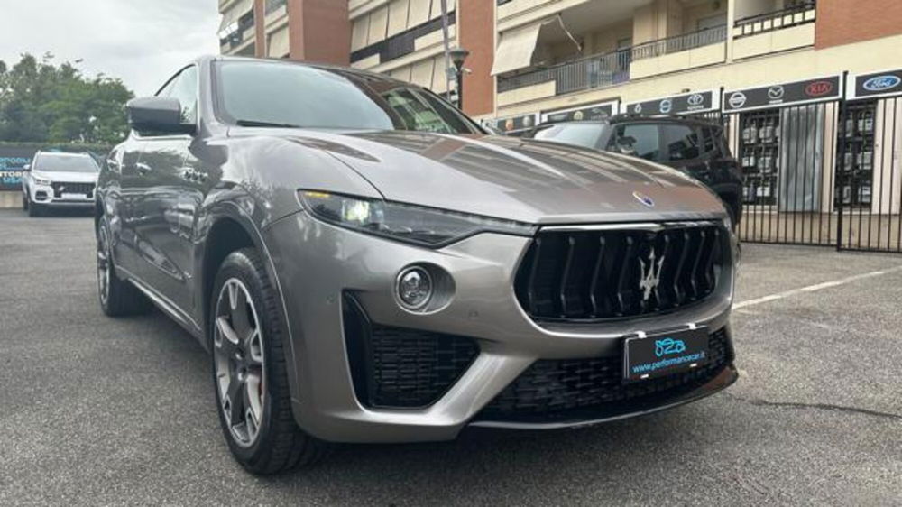 Maserati Levante usata a Roma (2)