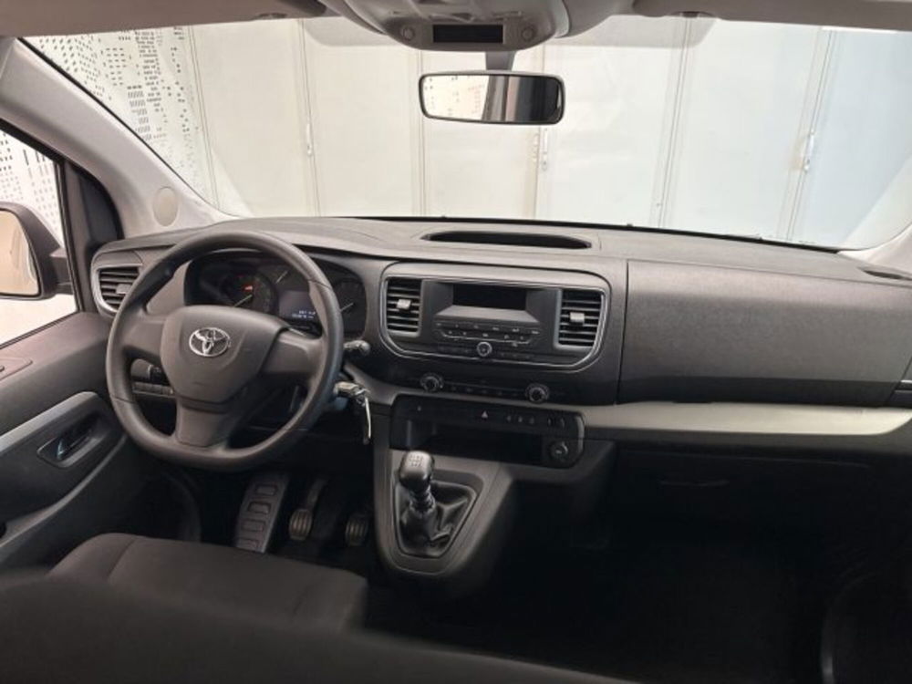 Toyota Proace Verso usata a Cuneo (9)