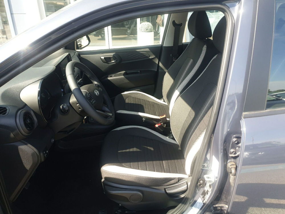 Hyundai i10 nuova a Ancona (15)