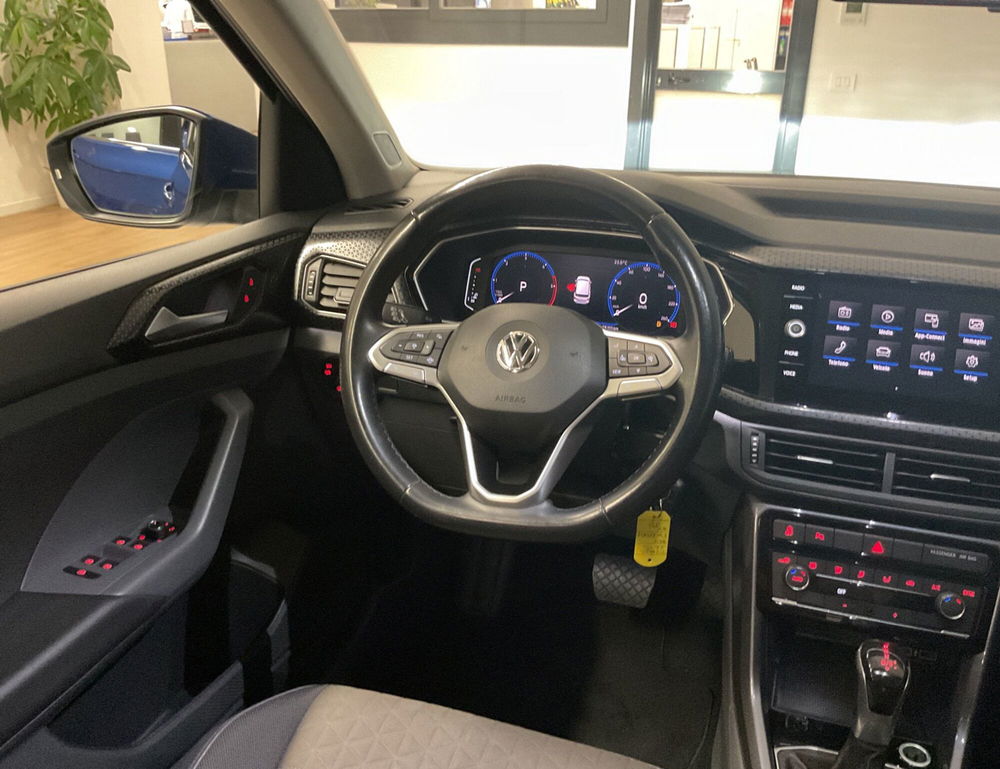 Volkswagen T-Cross usata a Salerno (16)