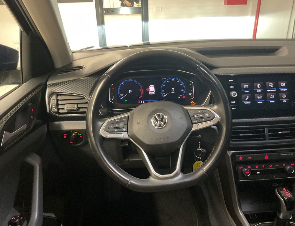 Volkswagen T-Cross usata a Salerno (9)