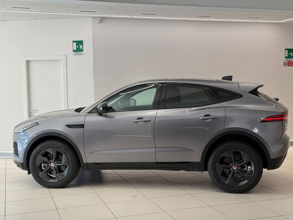 Jaguar E-Pace usata a Savona (6)