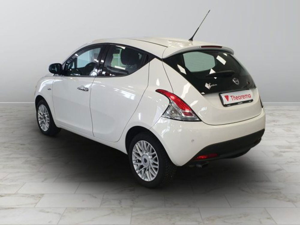 Lancia Ypsilon usata a Torino (3)