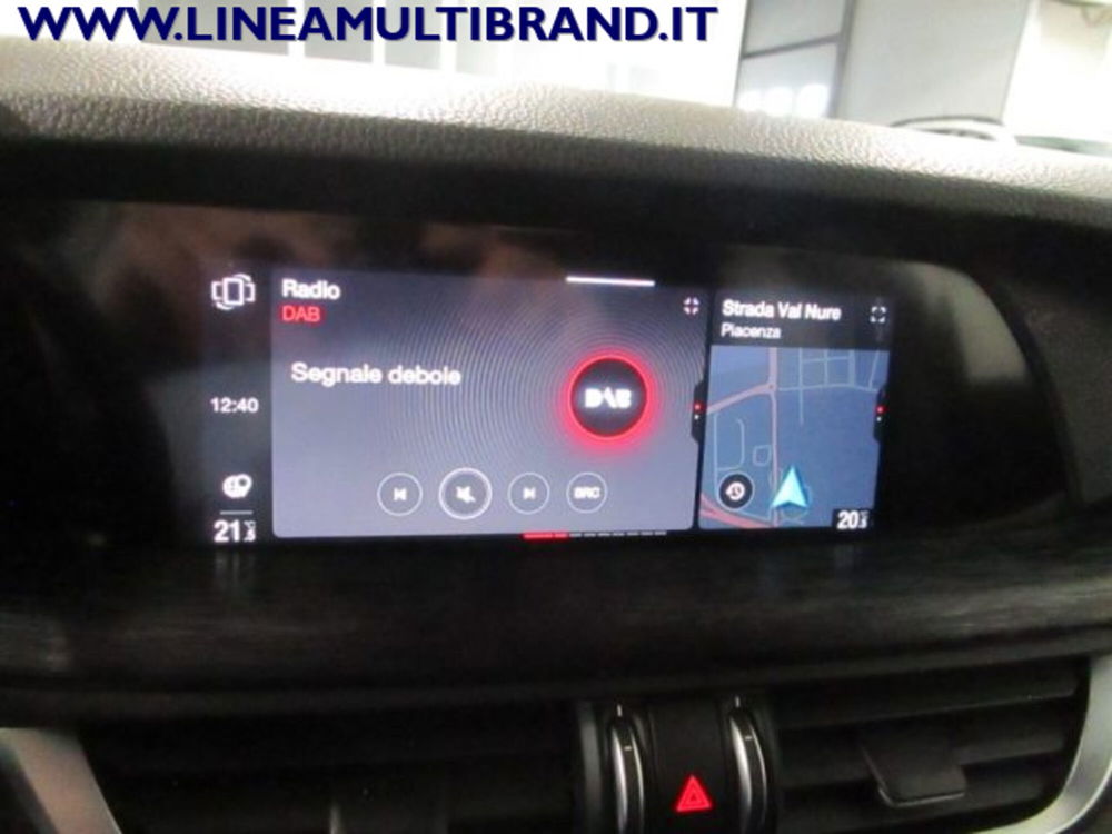 Alfa Romeo Stelvio usata a Piacenza (17)