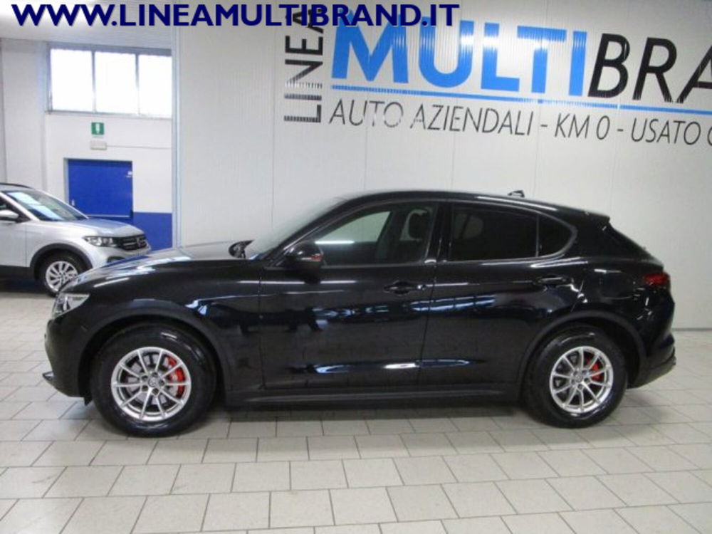 Alfa Romeo Stelvio usata a Piacenza (2)