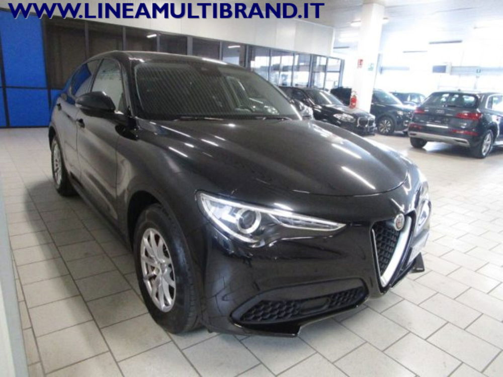 Alfa Romeo Stelvio usata a Piacenza (8)