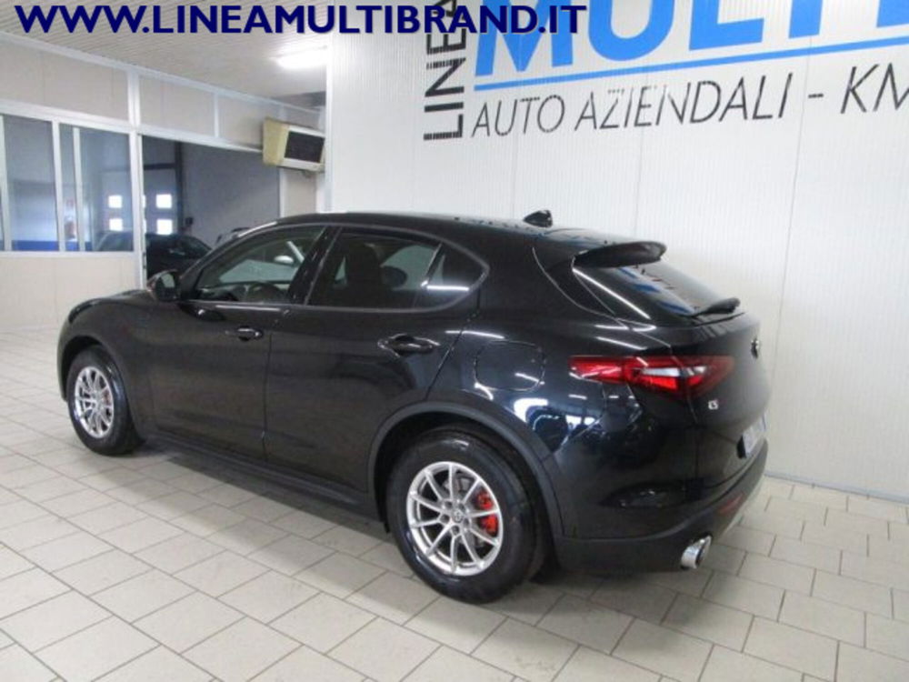 Alfa Romeo Stelvio usata a Piacenza (9)