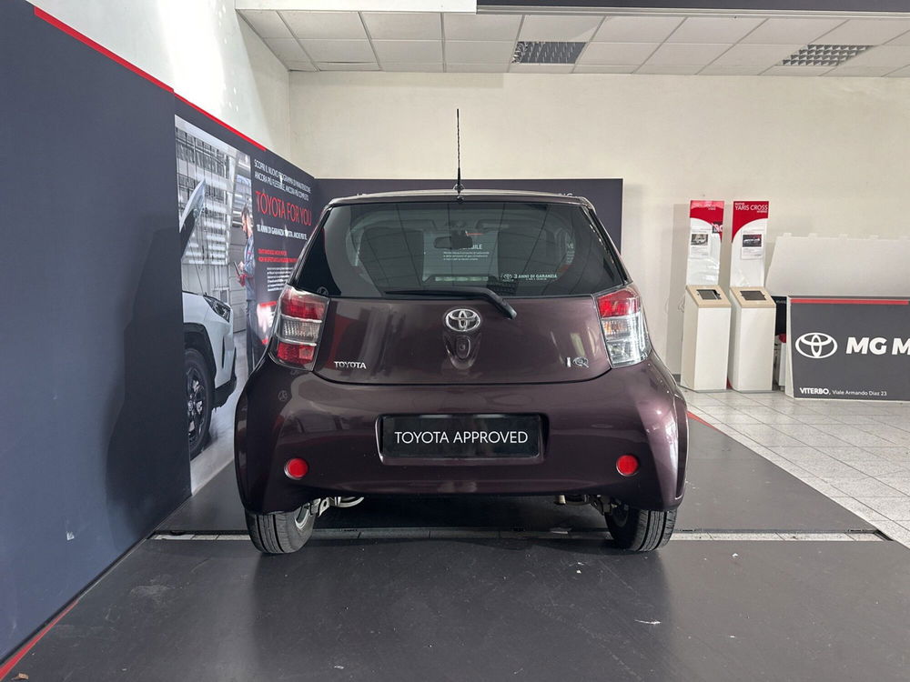 Toyota iQ usata a Viterbo (6)