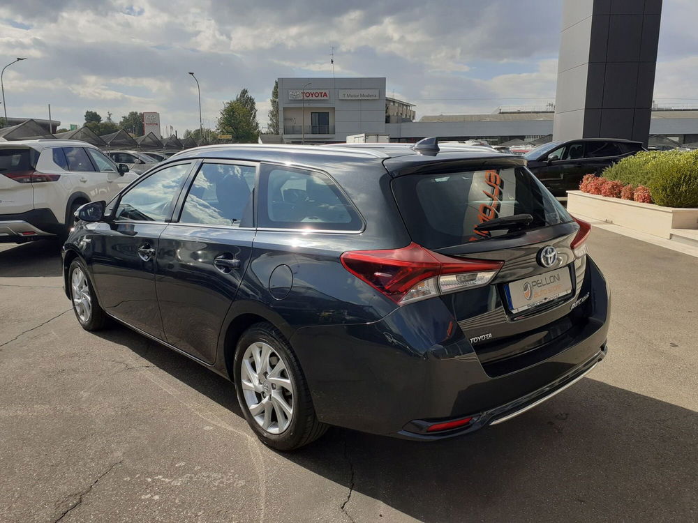 Toyota Auris usata a Modena (6)