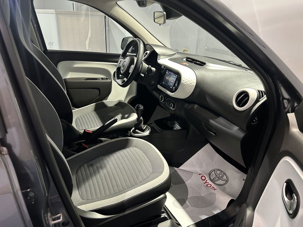 Renault Twingo usata a Milano (12)