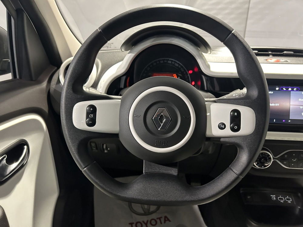 Renault Twingo usata a Milano (8)