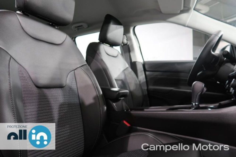 Jeep Compass nuova a Venezia (14)