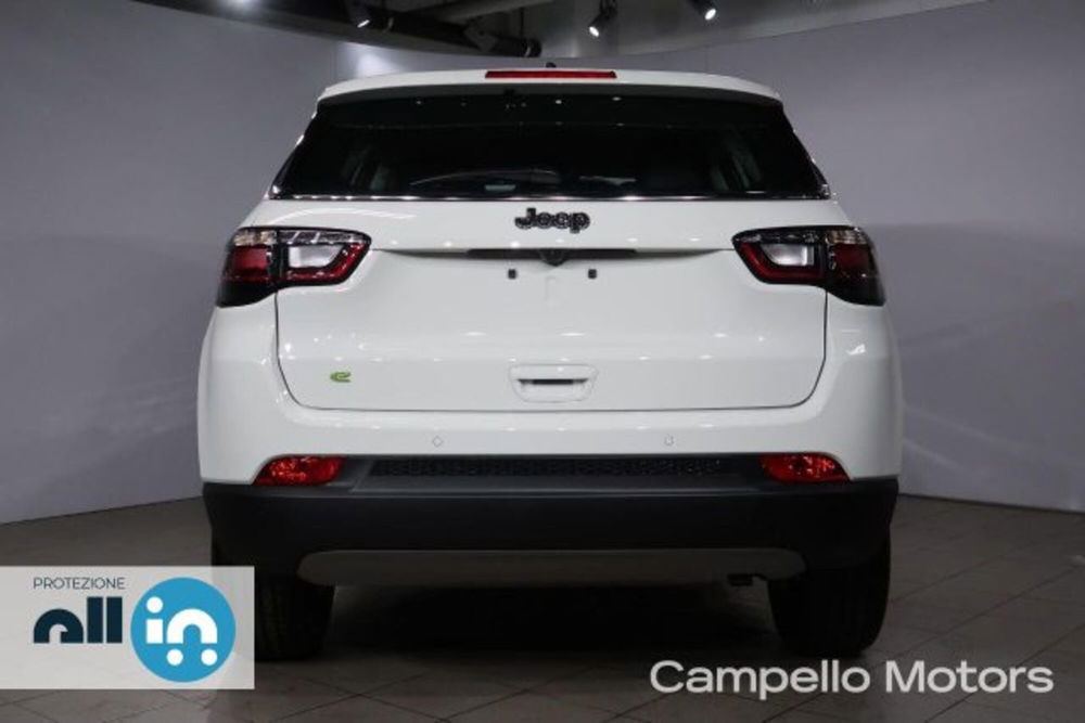 Jeep Compass nuova a Venezia (4)