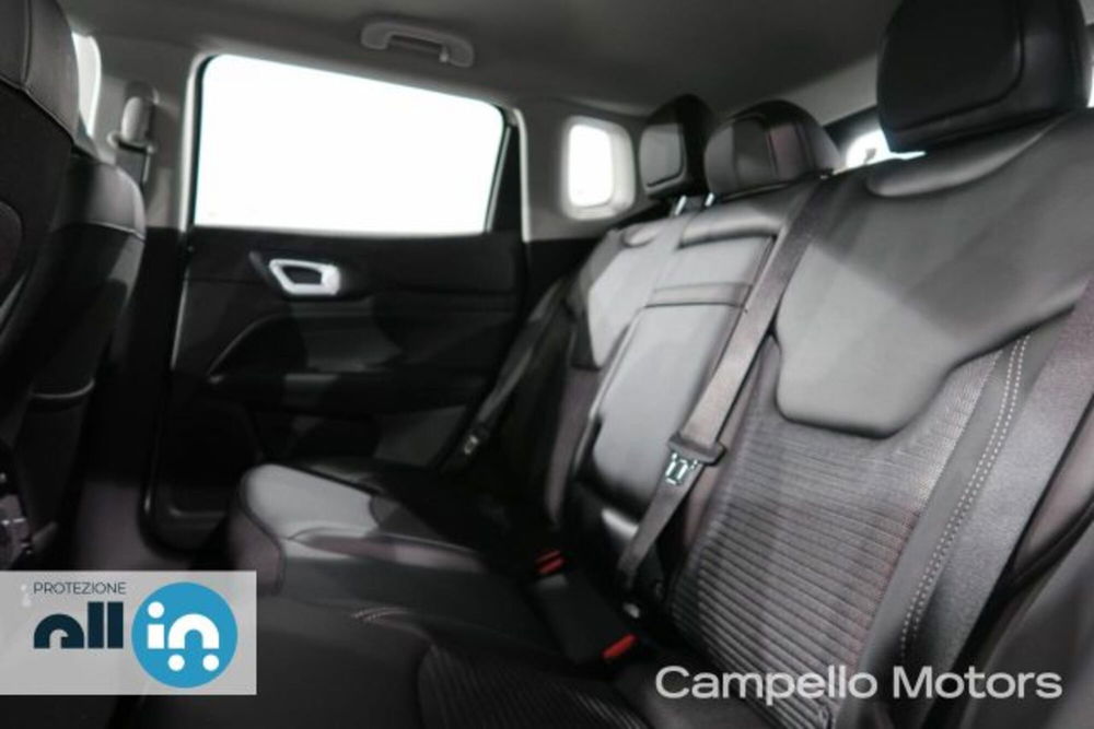 Jeep Compass nuova a Venezia (6)