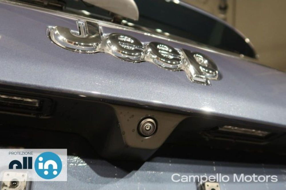 Jeep Compass nuova a Venezia (14)