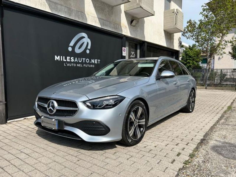 Mercedes-Benz Classe C Station Wagon 220 d Mild hybrid 4Matic Premium  del 2021 usata a Rubano