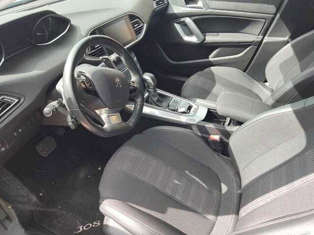 Peugeot 308 SW usata a Roma (16)