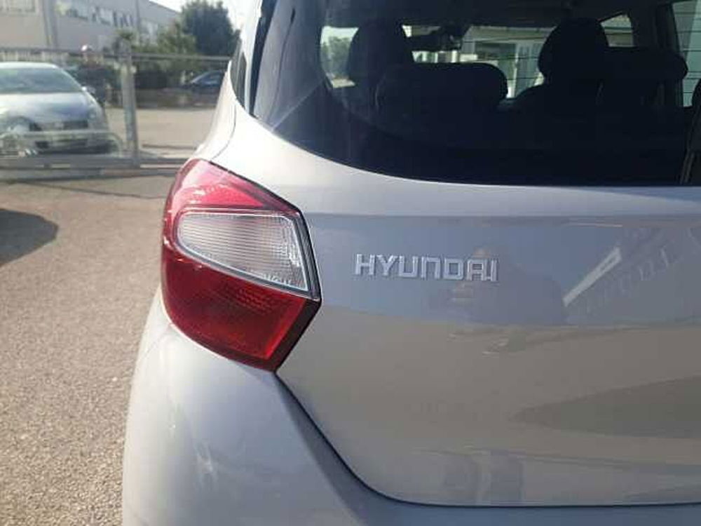 Hyundai i10 nuova a Ancona (10)