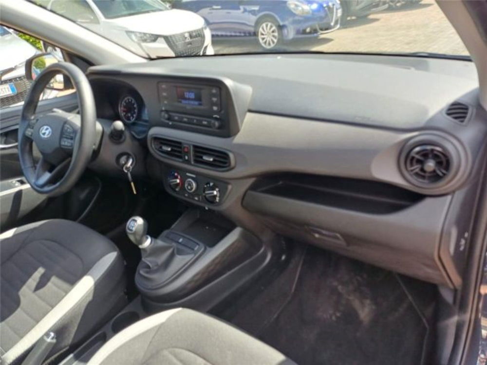 Hyundai i10 usata a Bari (11)