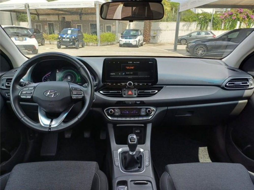 Hyundai i30 usata a Bari (13)