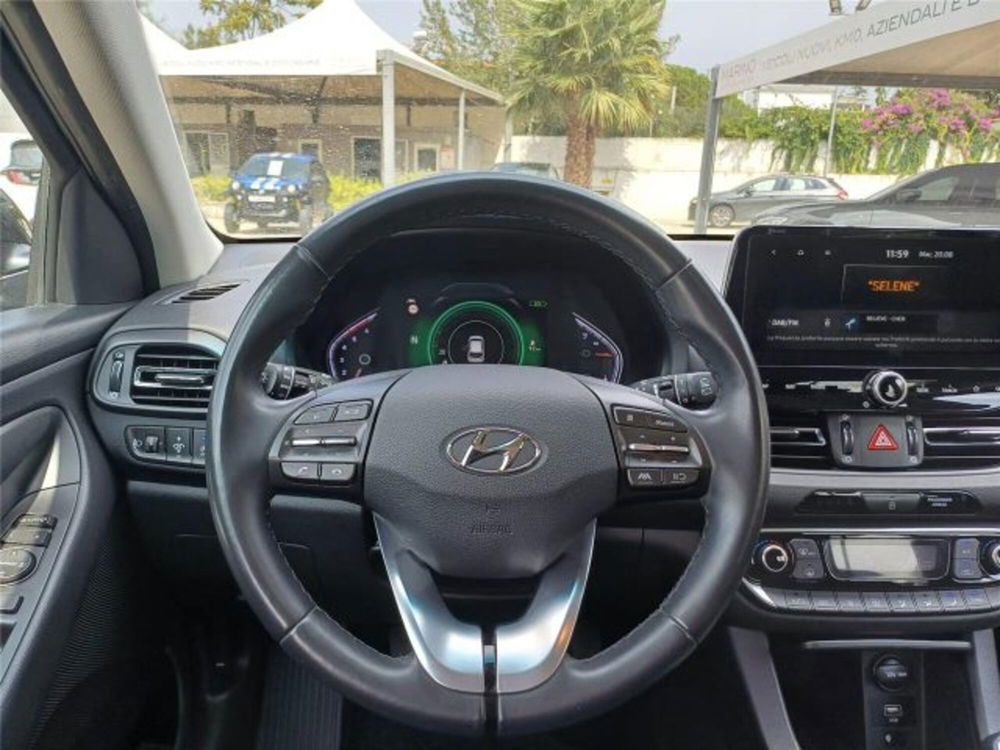 Hyundai i30 usata a Bari (14)