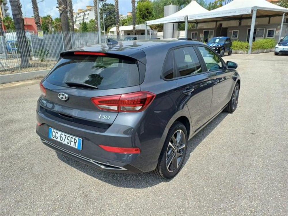 Hyundai i30 usata a Bari (4)