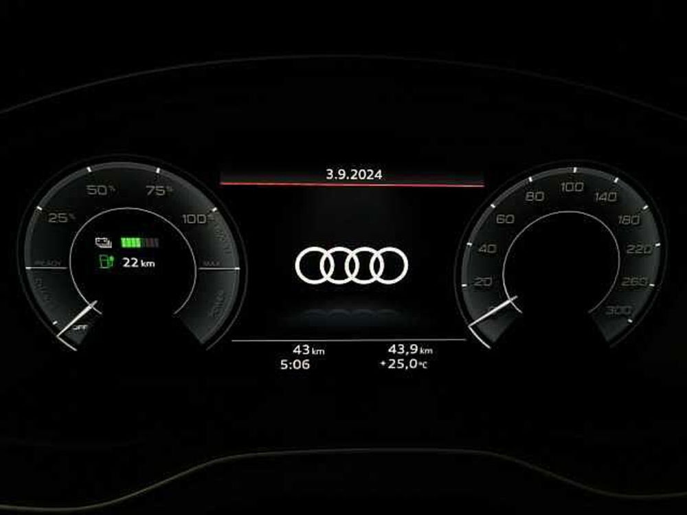 Audi Q5 Sportback nuova a Chieti (14)