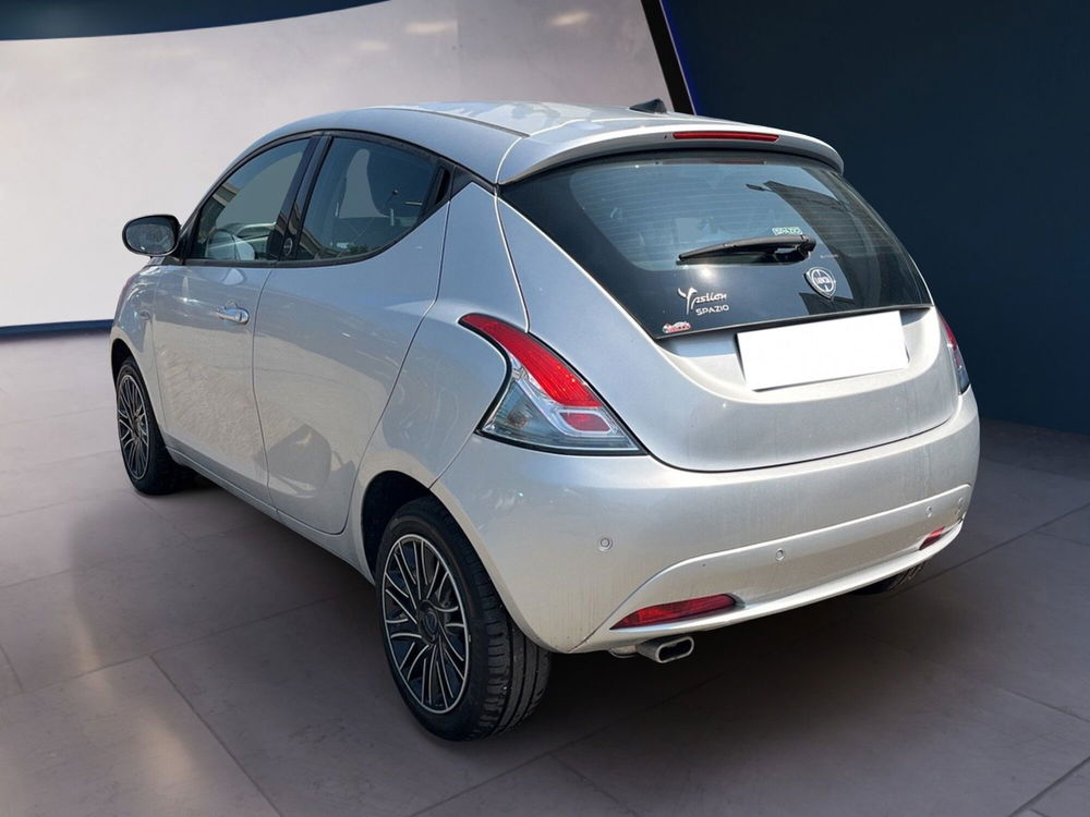 Lancia Ypsilon usata a Torino (5)