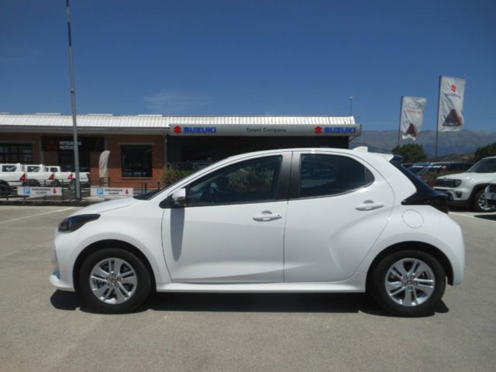 Toyota Yaris Cross nuova a L'Aquila (8)