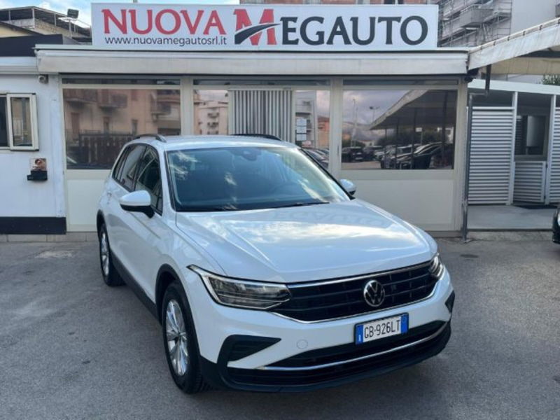 Volkswagen Tiguan 2.0 TDI SCR Life del 2020 usata a Alcamo