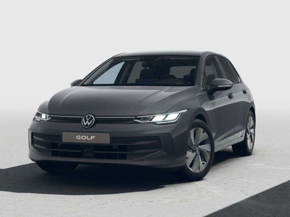 Volkswagen Golf nuova a Novara