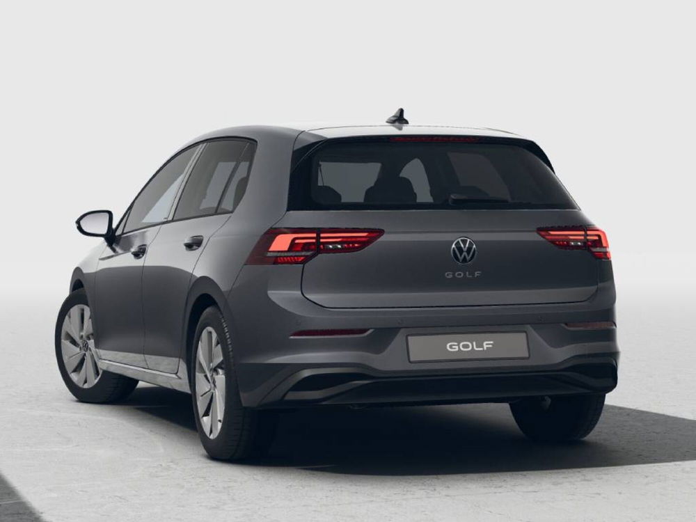 Volkswagen Golf nuova a Novara (3)