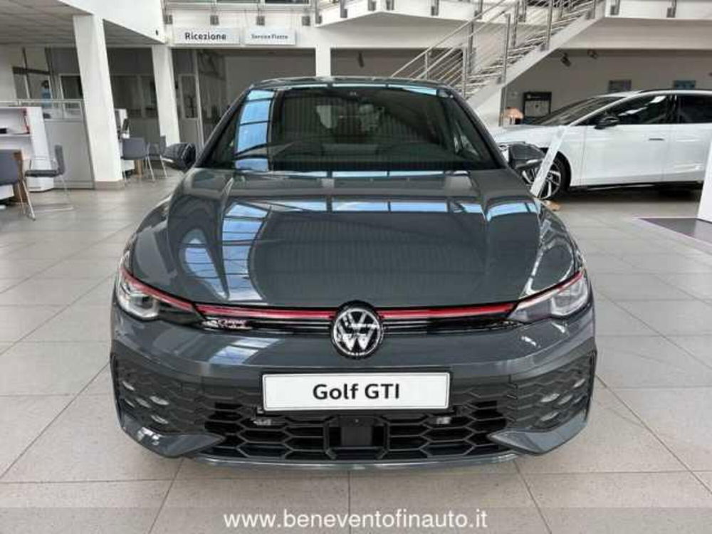 Volkswagen Golf nuova a Avellino (2)