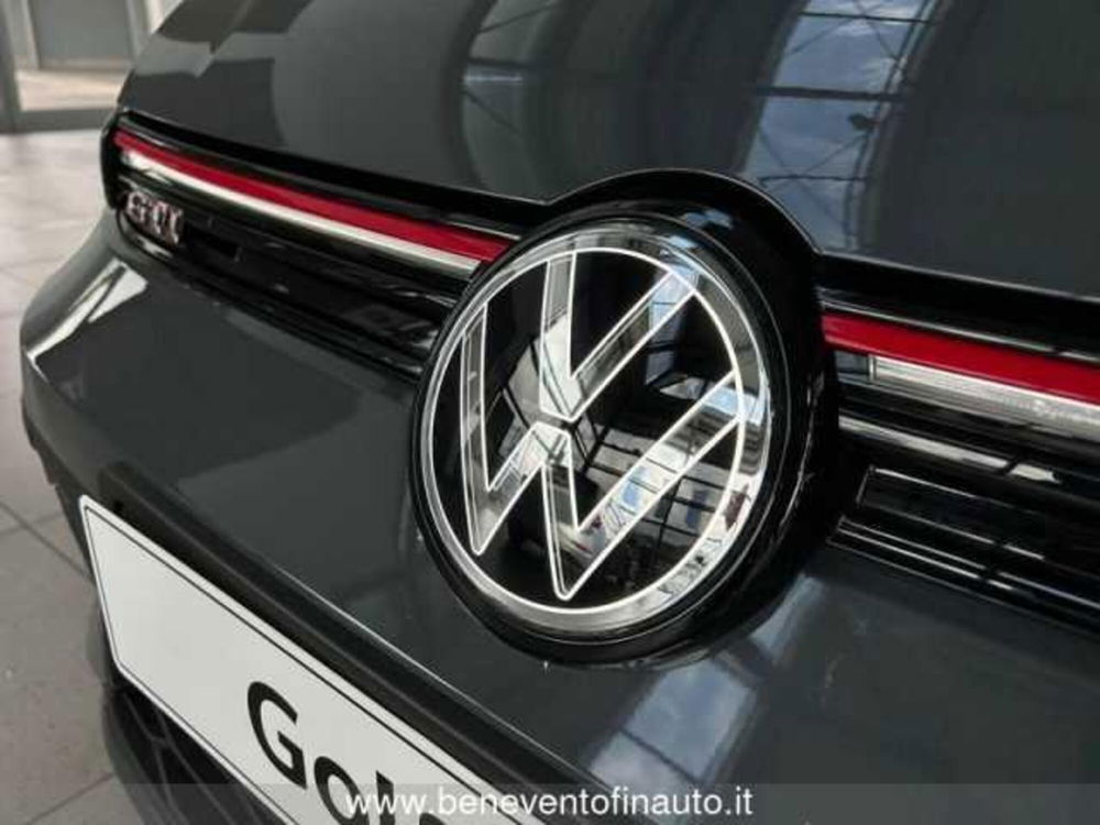 Volkswagen Golf nuova a Avellino (5)